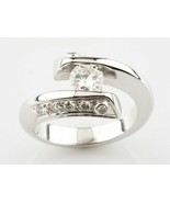 Authenticity Guarantee

18k White Gold Round Diamond Solitaire Engagemen... - $86,212.06 MXN