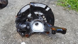 Driver FRONT Spindle/Knuckle 4 Cylinder Without ABS Fits 02-03 CAMRY 519785 - £107.50 GBP