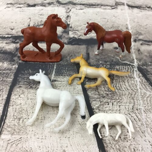 Primary image for 1”-2” Miniature Horse Figures Lot Of 5 Mares Stallions White Brown Yellow