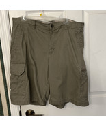 Columbia Sportswear Mens Size 34 Beige Cargo Shorts - $13.98
