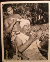 Lon Channey Jr. &amp; Sabu (Cobra Woman) Rare Vintage 1944 Candid Photo (Classic) - £232.19 GBP