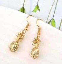 Beautiful Stunning!Unique 3D Pineapple Dangle Earrings Full Pineapple Go... - $5.00