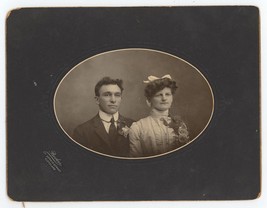 Antique Circa 1900s Large Cabinet Card Becker Lovely Young Couple Cleveland, OH - £7.46 GBP