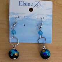 Turquoise Glass Bead Hexagon Dangle Earring - €11,95 EUR