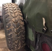 Spare tire carrier plus tire   1 thumb200