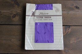 Vintage NWT Sharon Jacquard Ultra Sheer P/M 100-140lbs Pantyhose Purple Flowers - £4.78 GBP