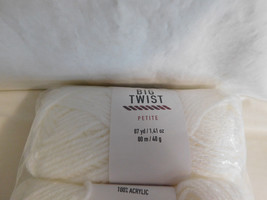 Big Twist Petite Bright White Dye lot 11/6206 - $2.99