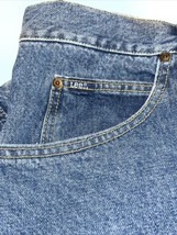Lee Men&#39;s Jeans Regular Fit Straight Leg Size 50 x 30 NWT - £38.57 GBP