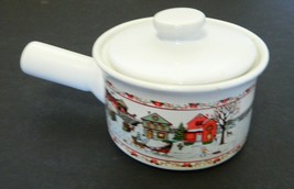 A Christmas Remembered Collection Russ Berrie &amp; Co Covered Sauce Pot #9688 - £14.93 GBP