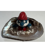 Figurines TV Cartoon Character Papa Smurf  Clam and Tiny Shells Collectible - £4.63 GBP