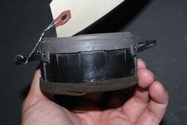 2000-2005 TOYOTA CELICA GT RIGHT HAND PASSENGER SIDE CENTER DASH AIR VENT K4742 image 7
