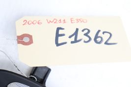 03-09 MERCEDES-BENZ W211 E350 FRONT LEFT/RIGHT SEAT LOWER INTERIOR LIGHT E1362 image 12
