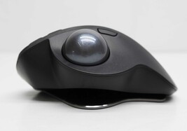 Logitech MX ERGO Wireless Trackball Mouse with Ergonomic Design - Graphite image 4