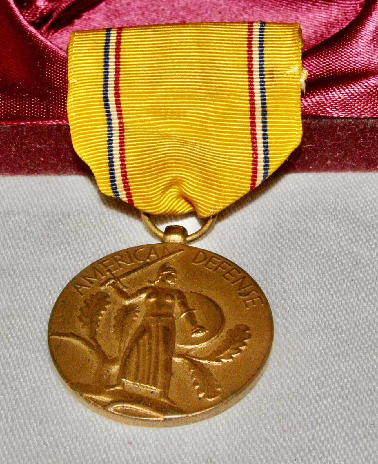 VINT. WWII U.S. PRESIDENTIAL RIBBON BRONZE MEDAL- AMERICAN DEFENSE SERVI... - $6.93