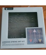 Hampton Art - Arrows String Art Kit - $214.32 MXN