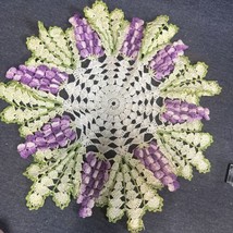 Vintage Hand Crocheted 15&quot; Doily Grape Bunches &amp; Green Scalloped Leaf Edges - £9.33 GBP