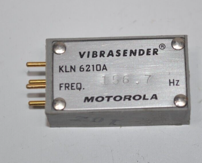 Motorola Radio KLN6210A VibraSender Frequency Chip - FREQ 156.7 Hz - $14.84