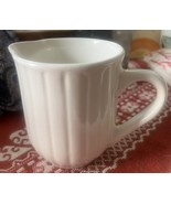 Beaded Shell Off White Milk Creamer Pitcher Chatham Tableware - $20.36 CAD