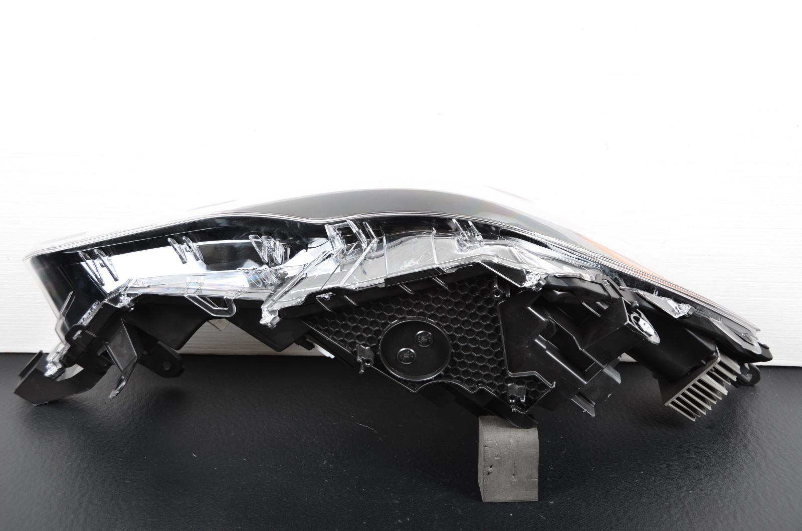 Nice! 2022-2025 Toyota Corolla Cross LED DRL MID Headlight Left Driver Side OEM Item image 9