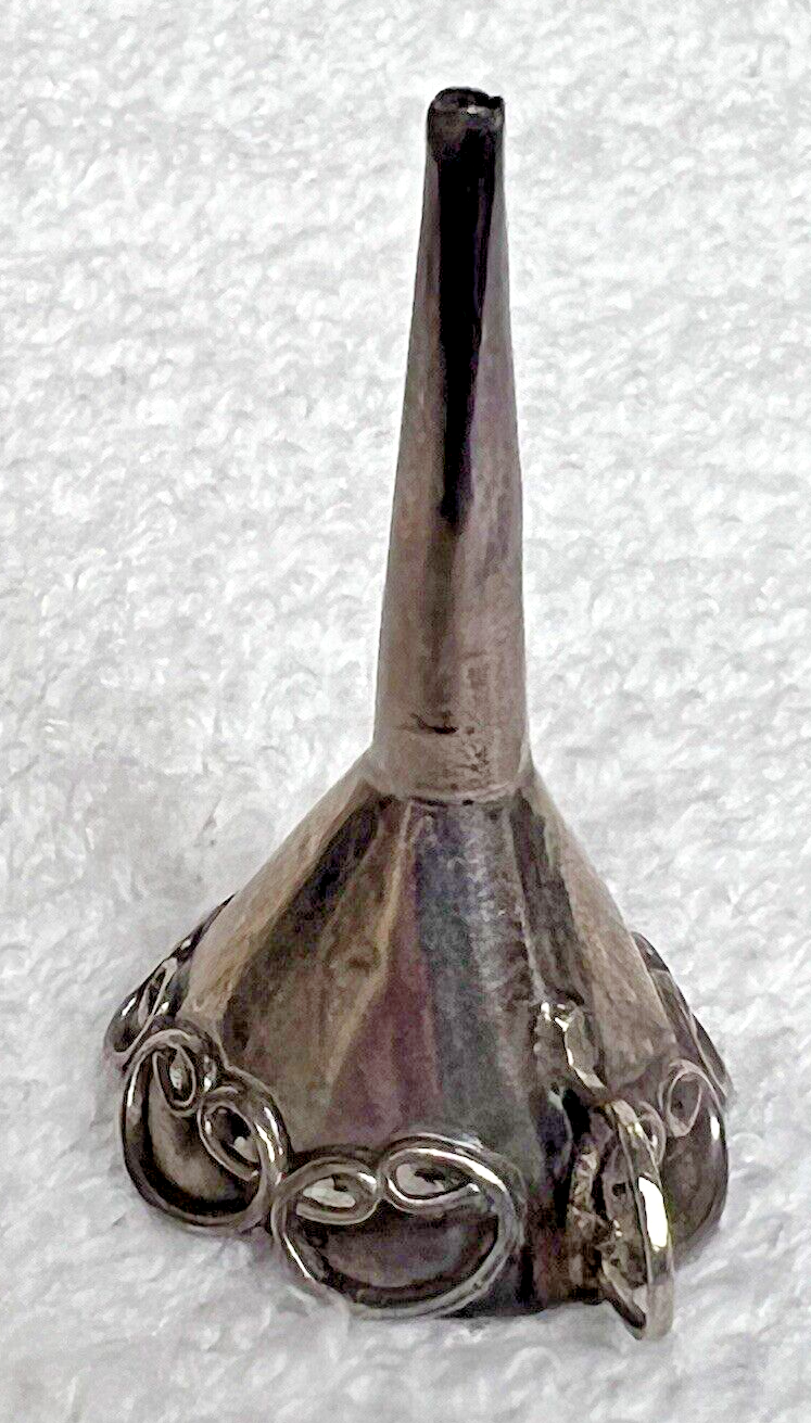 Antique Taxco Mexican Sterling Silver Perfume  w Hearts 1 3/8 inch Long Item image 2