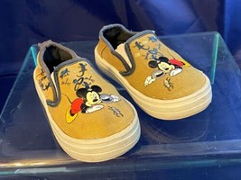 Disney Big Explorations Canvas Slip-On Toddler Size 7 Shoes Pre-owned - $10.88