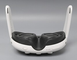 Meta Quest 3 128GB VR Headset ONLY - White image 6
