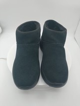 Skechers Go Walk Arch Fit Cute N Cozy Ankle Boots Women&#39;s Size 9.5 Black - £27.86 GBP