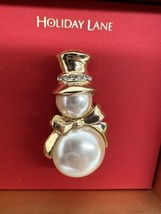 Macys Holiday Lane  faux pearls goldtone metal snow man pin - £15.87 GBP