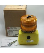 FEDERAL SIGNAL BPL26 WARNING LIGHT AMBER - $149.00