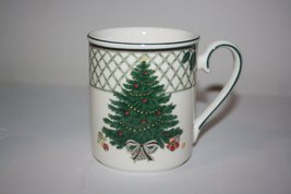 Mikasa Christmas Story Coffee Mugs Set of 4 - £44.31 GBP