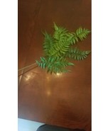 fern artificial 1 stem very pretty - $27.07 CAD