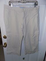 Periscope Khaki Capris Pants Size 13 Women's EUC - $21.60