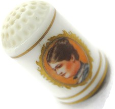 1978 Mary McElroy Franklin Mint Fine Bone China Thimble Limited Edition - £13.23 GBP