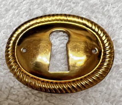 Old Keyhole Rope Detail Lock Cover Brass Colored 1 1/2 x 1 1/4 inch Key ... - $175.40 MXN