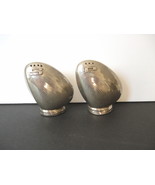 Vintage Silver Tone Metal Mussels Salt and Pepper Shaker Set - Made in J... - £15.76 GBP