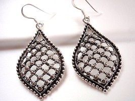 Sparkling Patterned Dangle Earrings with Silver Beads Perimeter 925 Sterling - £8.62 GBP