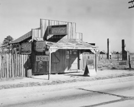 Roadside shack selling Coca-Cola Nehi 7-Up in Selma Alabama 1935 Photo P... - $8.81+