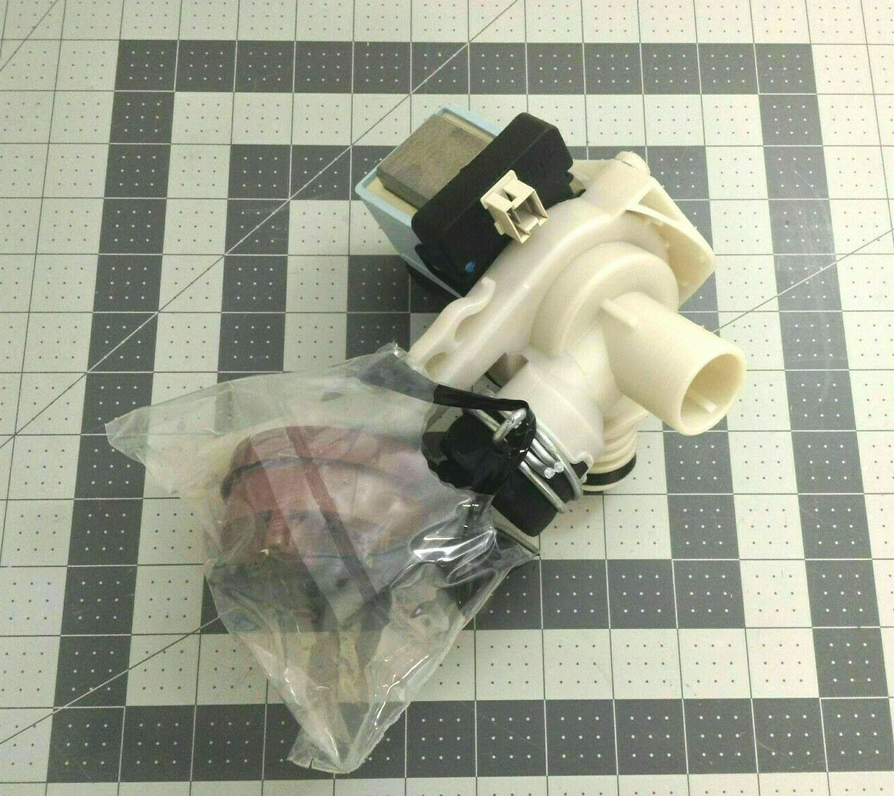 Maytag Neptune Washer Water Drain Pump &amp; Switch 25001052 22003244 WP2500... - $34.60