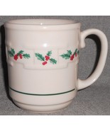 Longaberger WOVEN TRADITIONS HOLLY PATTERN 14 oz Handled Mug MADE IN USA - $20.33 CAD