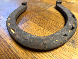 VINTAGE/ANTIQUE Used Rusty 6-1/2&quot; Horse Shoe - £12.55 GBP