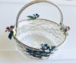 Vintage Hand Woven Wire Basket Silver Plated Pretty Flowers Gift- NIB - $25.41