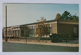 Postcard Henderson County Public LIBRARY301 North Washington St Hendersonville - £7.20 GBP