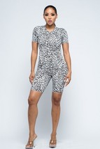 Women&#39;s Brushed Short Sleeve Top And Biker Pants And Face Mask Set - $628.20 MXN