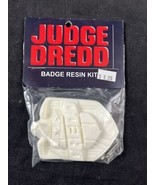 Judge Dredd Lawgiver Model Unpainted Blaster Replica 1:1 Scale &amp; Badge R... - £54.36 GBP