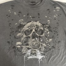 Amphibious Outfitters Men&#39;s T-Shirt Medium Gray Scuba Skull Vintage Shor... - $474.03 MXN