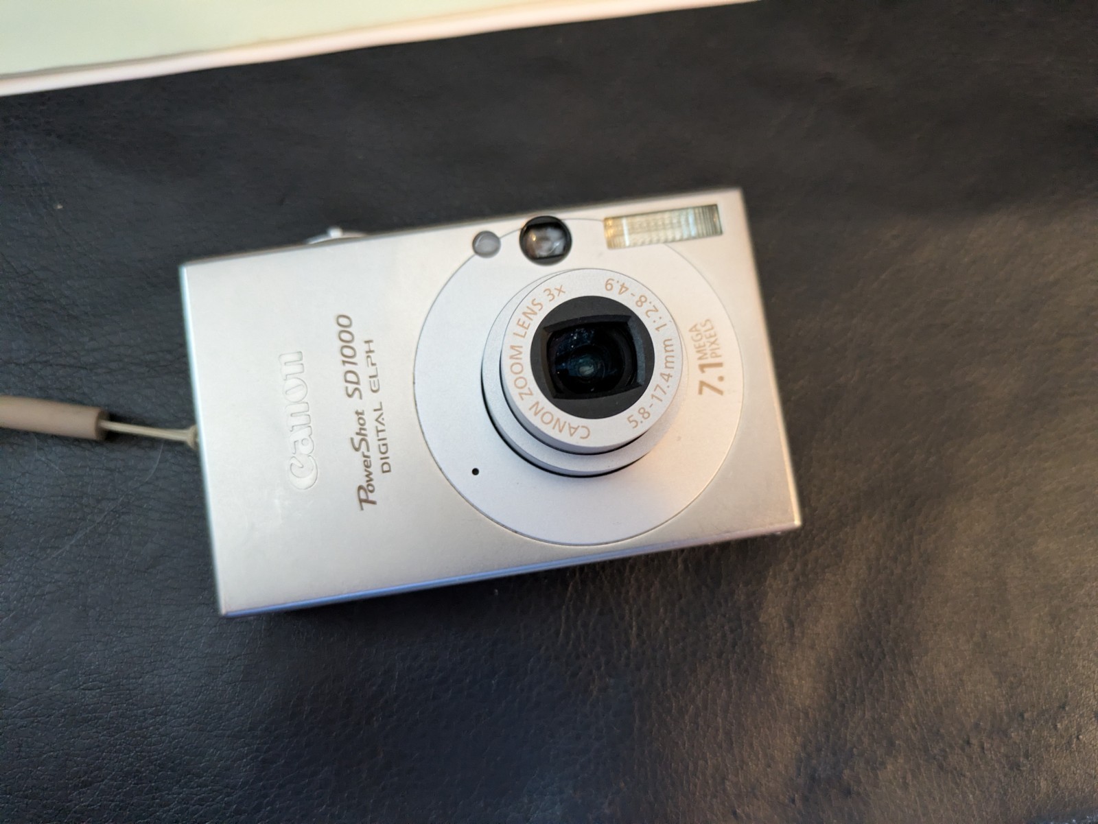 Canon PowerShot SD1000 Elph Fotocamera Digitale 7.1MP 3x Opt Zoom Video 2 GB SD Item image 3