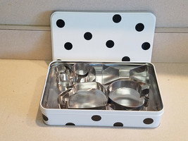 Kate Spade Lenox Set of 4 Cookie Cutters with Black Spotted Tin Container - £11.06 GBP