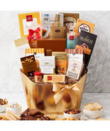 Golden Delights: Gourmet Gift Basket - $5,671.02 MXN