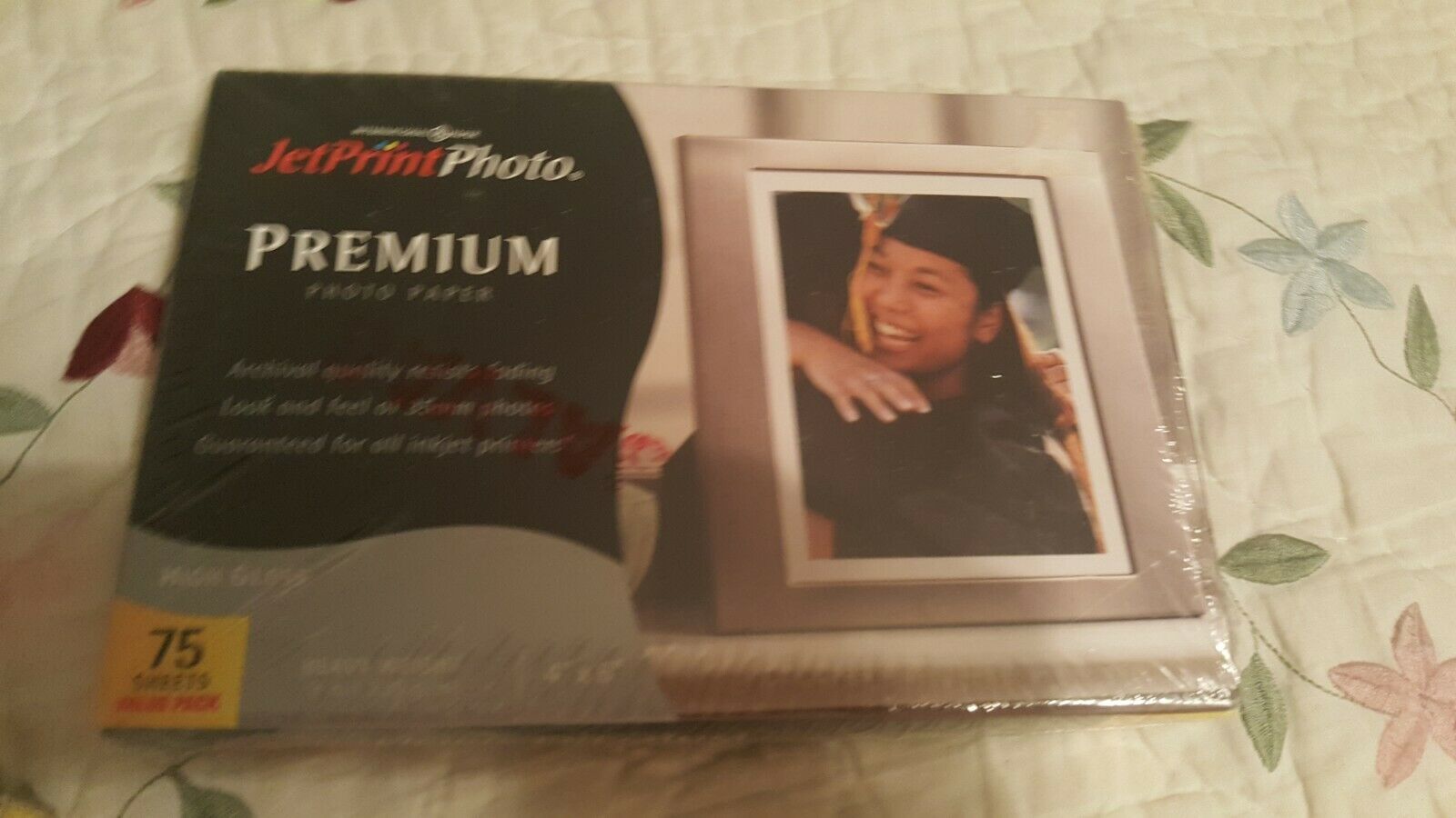 Jet Print Photo Premium Photo Paper. 4 x 6 International Paper 75 Sheets - $4.89