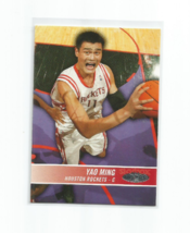 Yao Ming (Houston Rockets) 2004-05 Fleer Hoops Basketball Card #118 - £3.92 GBP